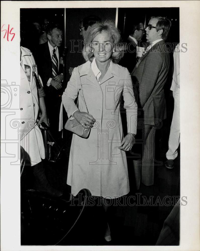 1976 Press Photo Ethel Kennedy wears Ultrasuede ensemble. - hpa58914- Historic Images