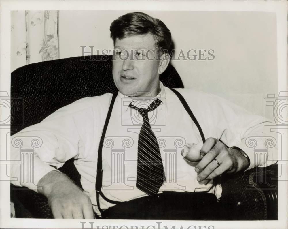 1950 Press Photo Feike Feikema, author of &quot;The Brother.&quot; - hpa59430- Historic Images