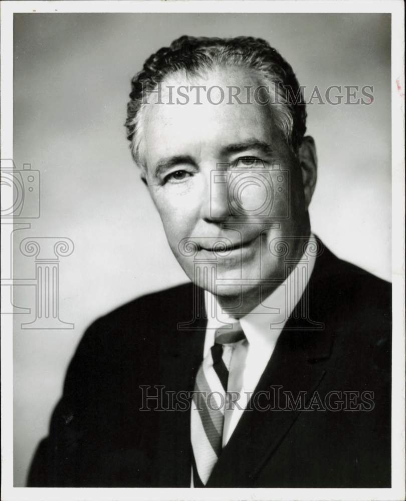 1968 Press Photo Thomas Goodfellow, Association of American Railroads president.- Historic Images