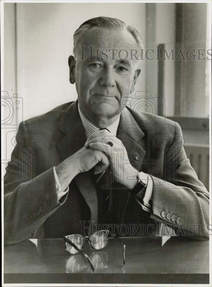 1964 Press Photo Dr. H. J. Krlilgo, KLM Commercial Department head. - hpa60091- Historic Images