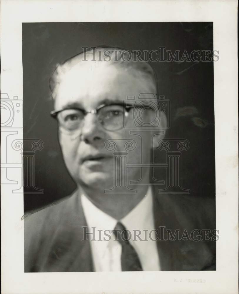 1955 Press Photo Carroll R. Delhomme, president of C.R. Delhomme Lumber Company.- Historic Images