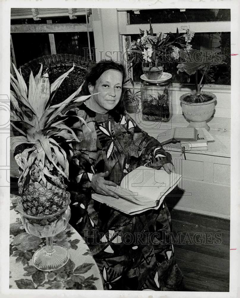 1973 Press Photo Marilyn Kiefer of Galveston to compete in cooking contest in HI- Historic Images