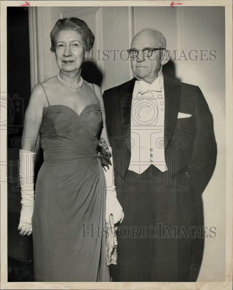 1960 Press Photo Attorney Mr. and Mrs. Murray Jones attend event. - hpa63309- Historic Images