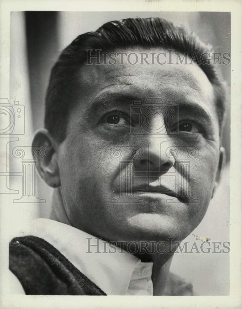 1959 Press Photo Edward Binns, actor, stars in CBS-TV&#39;s &quot;Brenner.&quot; - hpa63762- Historic Images