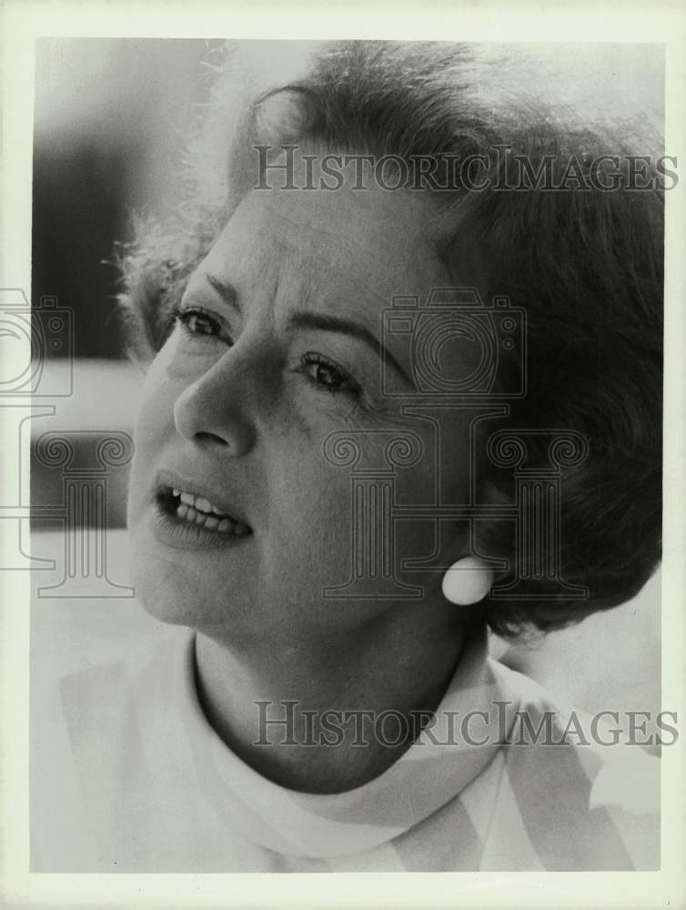 1966 Press Photo Actress Olivia de Havilland in &quot;Noon Wine&quot; on ABC - hpa63818- Historic Images