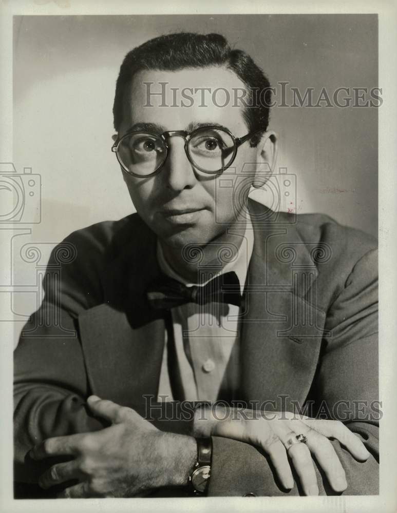 1957 Press Photo Actor Arnold Stang - hpa63840- Historic Images