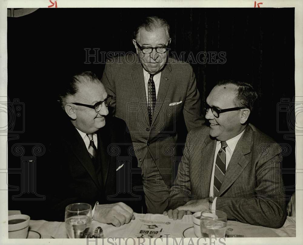 1969 Press Photo C.F. McNeil, Robert M. Ives, Curtis O. Johnson Jr. in Houston- Historic Images