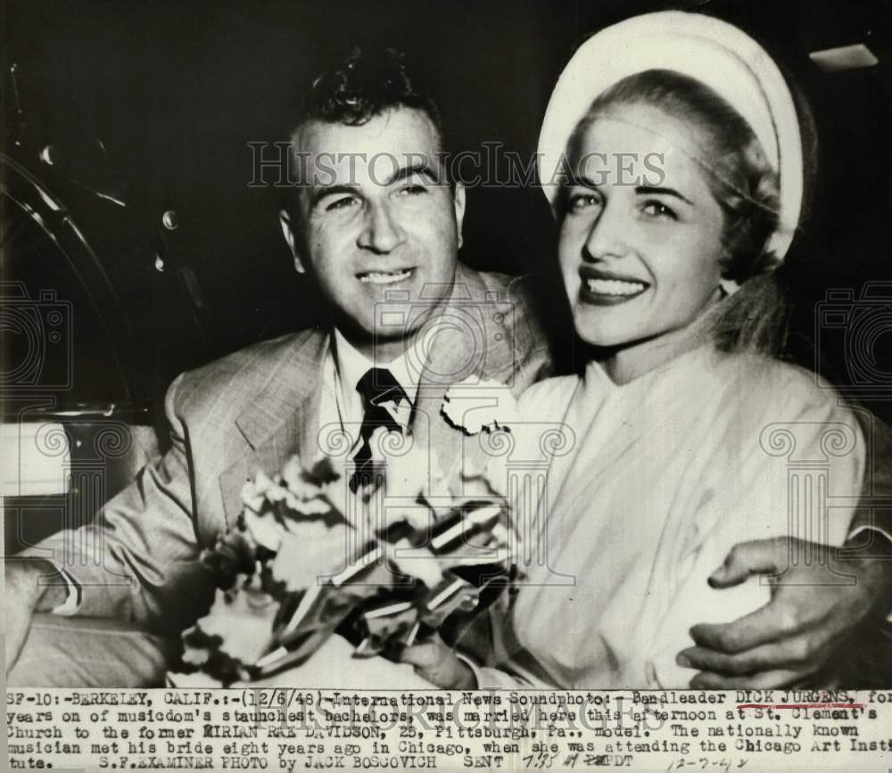 1948 Press Photo Dick Jurgens with bride Miriam Rae Davidson in Berkeley, CA- Historic Images