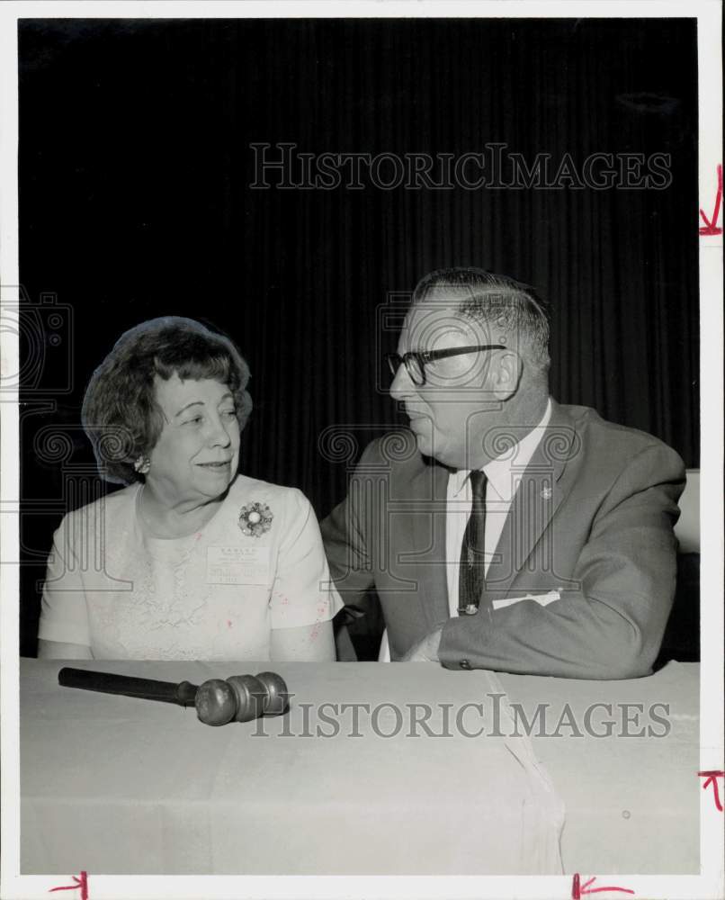 1965 Press Photo Mrs. J.M. Foy &amp; Harold Schroeder named as heads of the Eagles- Historic Images