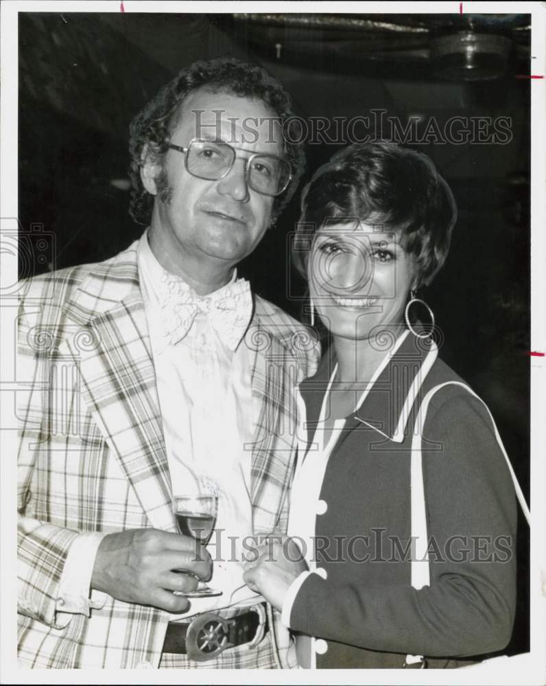 1975 Press Photo Jack Emrek and Judy Johnson at Windmill Dinner Theater.- Historic Images