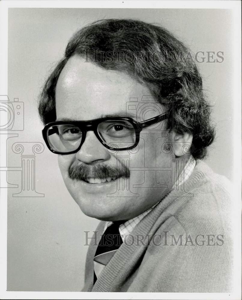 1975 Press Photo &quot;Houston Post&quot; Employee Derek Aldridge, Texas - hpa69165- Historic Images