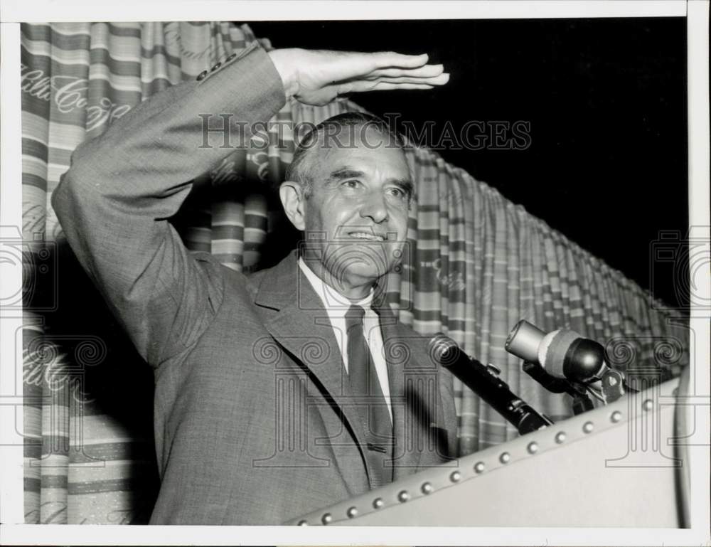 1956 Press Photo Averell Harriman meets press at Democratic convention, Chicago- Historic Images