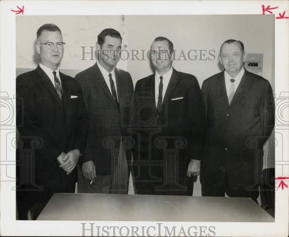 1963 Press Photo Fred Jones, former manager, Texas City Chamber of Commerce.- Historic Images