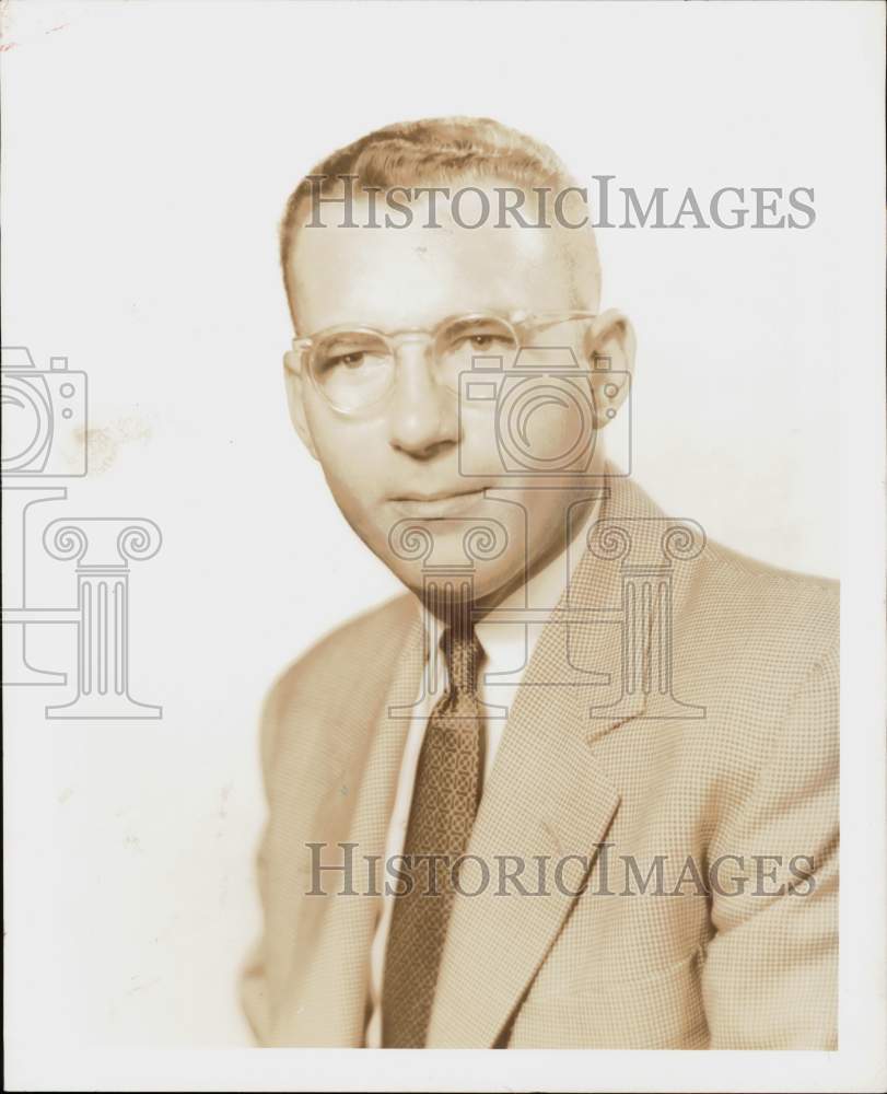 1957 Press Photo Walter T. Herget, Manager, American Oil Company - hpa71715- Historic Images