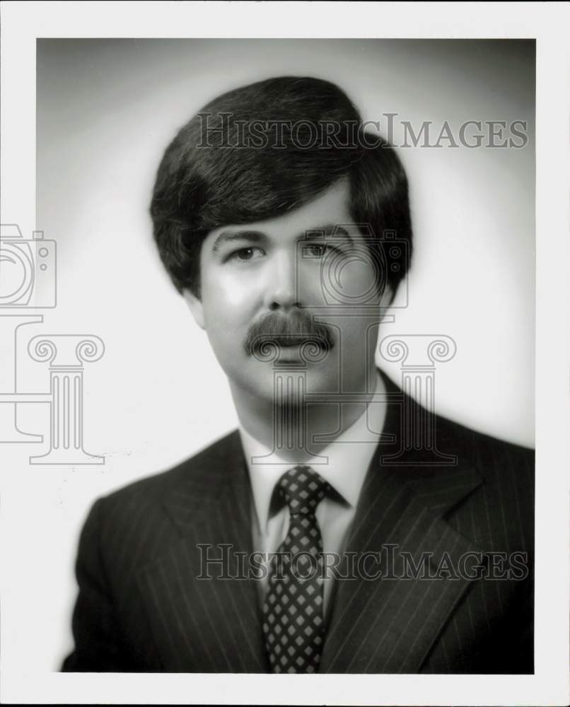 1981 Press Photo James P. Sibley, Vice President, American Title Company- Historic Images