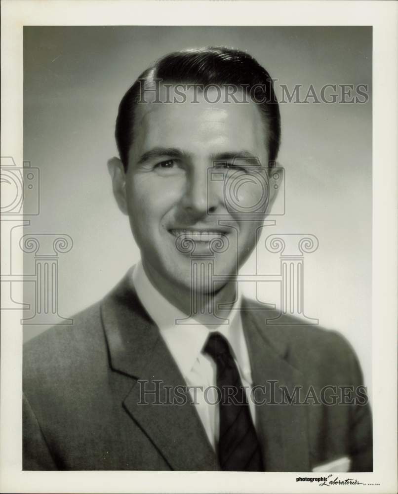 1959 Press Photo Bill J. Henry, Texas National Bank vice president - hpa72431- Historic Images