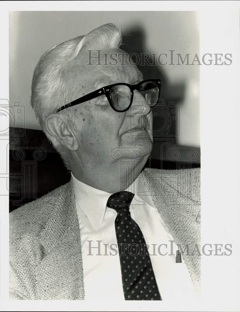 1985 Press Photo Garvin Berry, editorial director for KTRH. - hpa72655- Historic Images