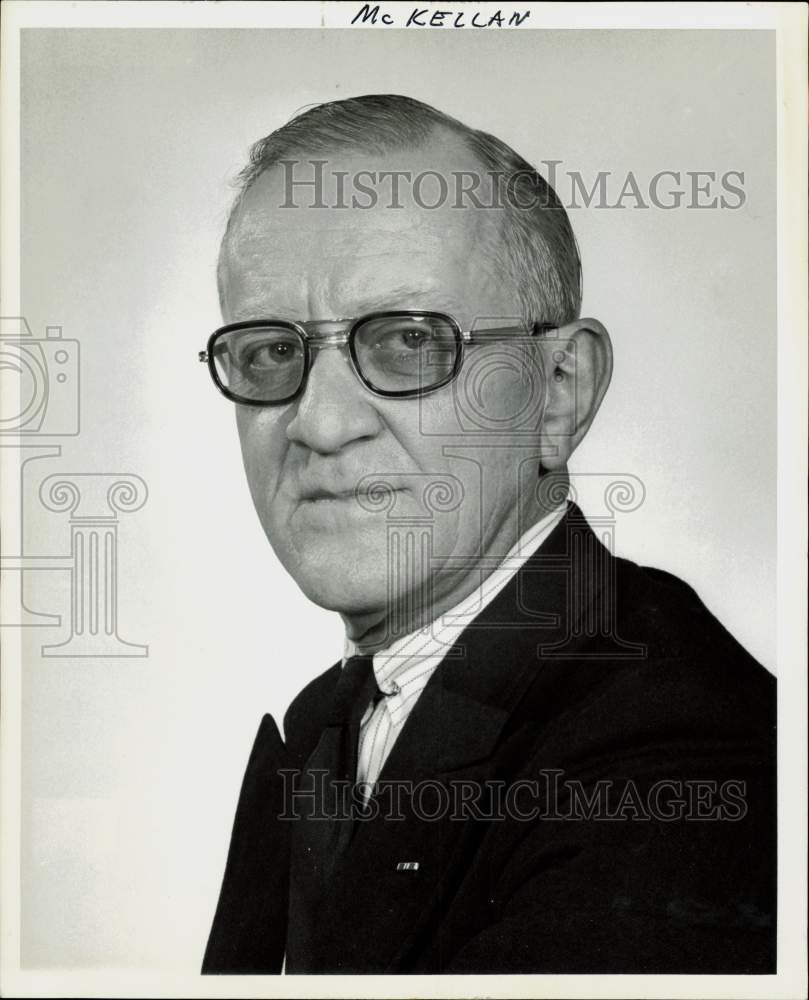 1974 Press Photo John T. McKellar, GOP county treasurer candidate in Texas.- Historic Images