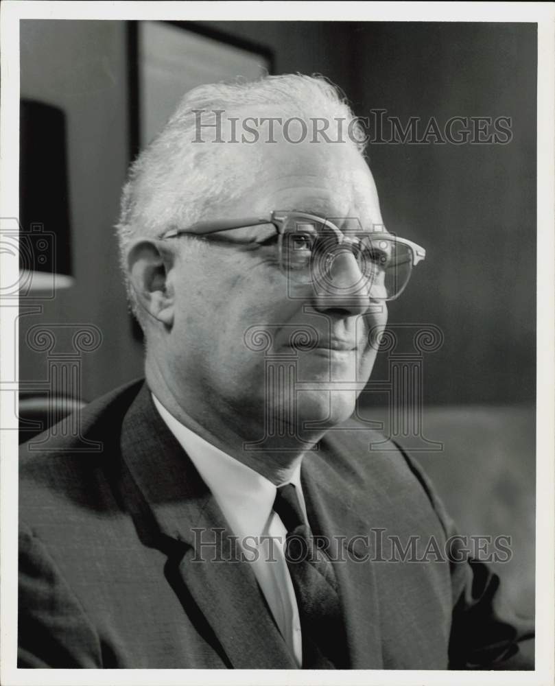 1969 Press Photo E. Clyde McGraw, Board Chairman Transcontinental Gas Pipe Line.- Historic Images