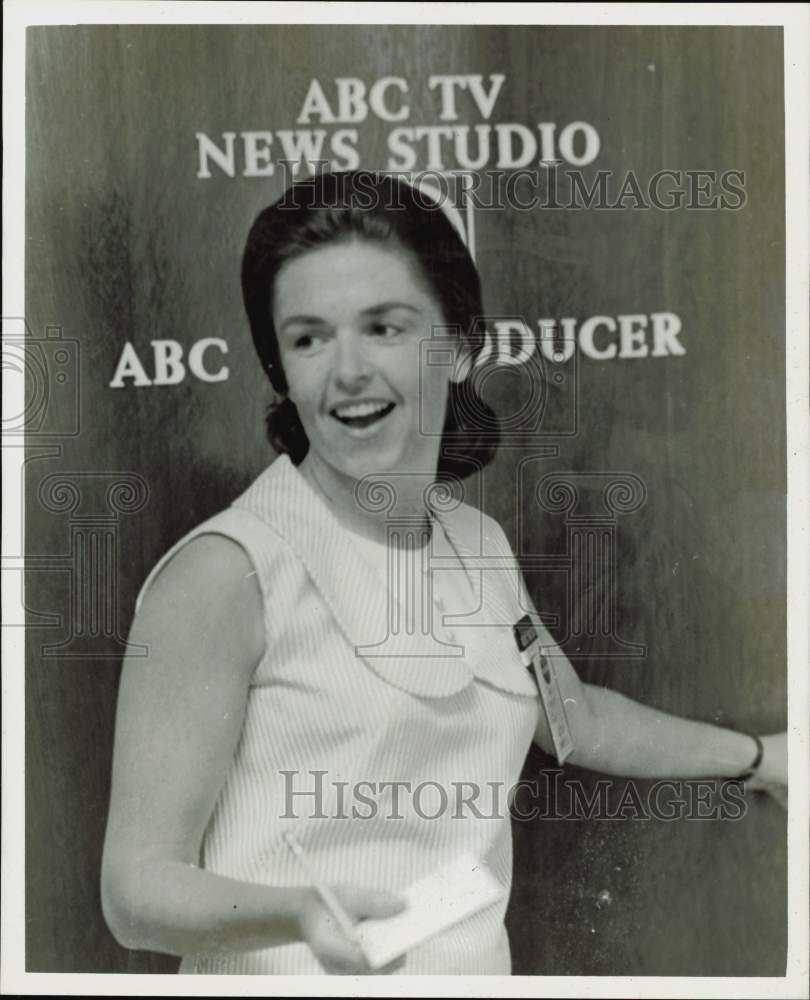 1965 Press Photo Anne Morrissy, ABC-TV Associate Producer - hpa73843- Historic Images