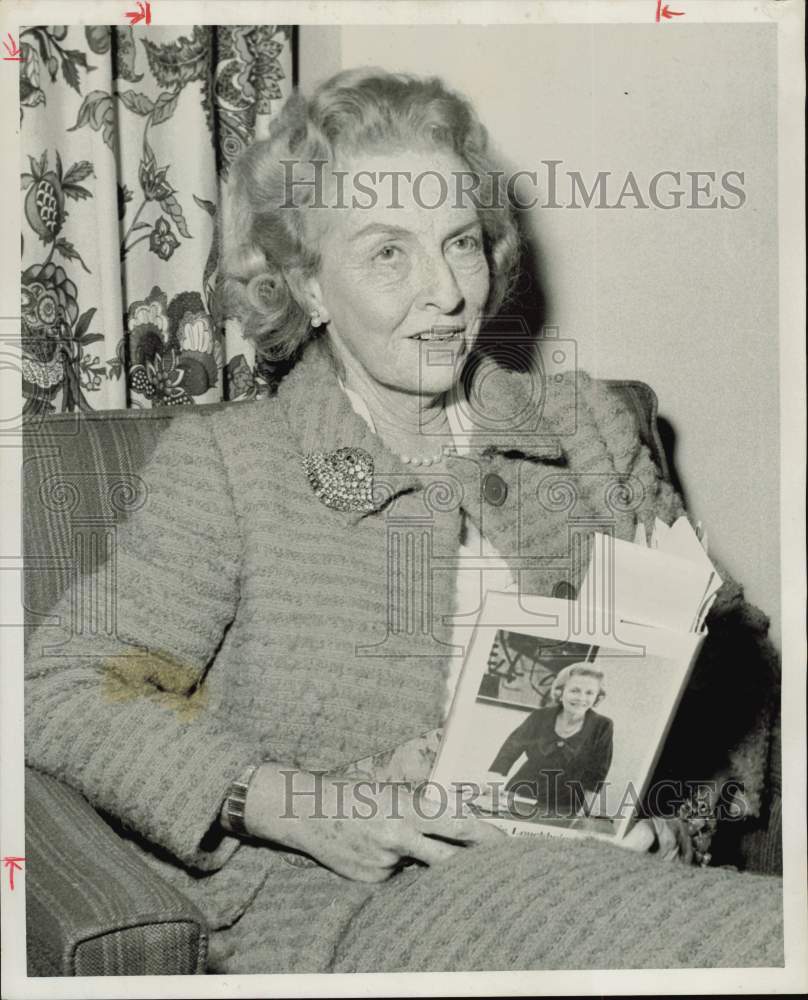 1966 Press Photo Katie Louchheim, Educational and Cultural Affairs secretary.- Historic Images