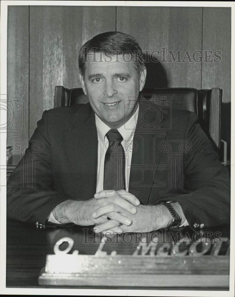 Press Photo O.L. McCotter, TDC Deputy Director for Operations. - hpa74055- Historic Images