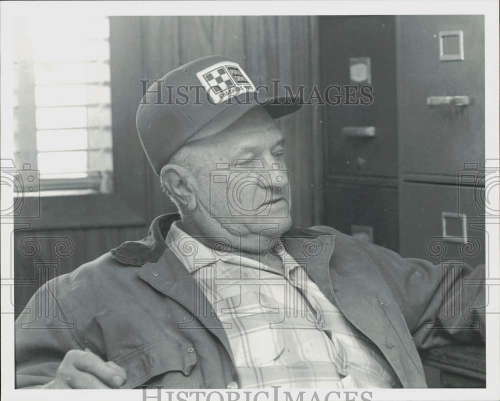 1982 Press Photo A.W. Rigby, Liberty County Commissioner, Texas. - hpa74414- Historic Images