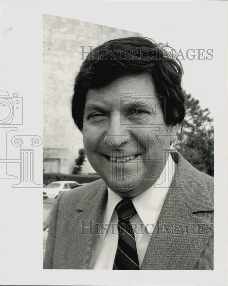 1983 Press Photo Jose E. Molina, University of Houston Regent. - hpa75801- Historic Images