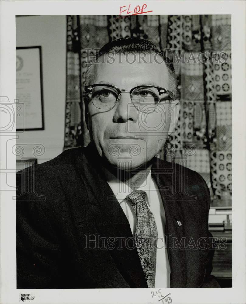 1965 Press Photo Robert Lee Lowry, Harris County Juvenile Court Judge.- Historic Images