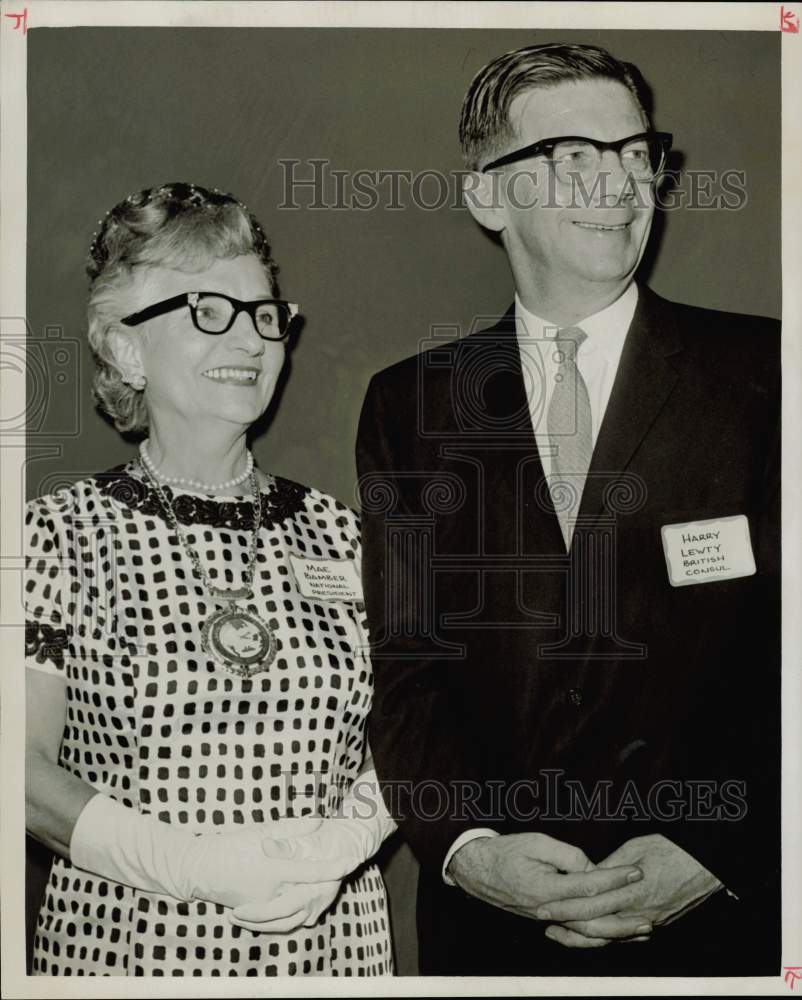 1966 Press Photo Harry Lewty and Mae Bamber attend Houston banquet. - hpa76605- Historic Images