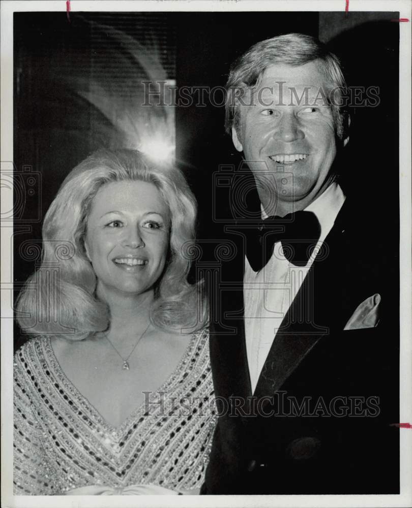 1974 Press Photo Houston society&#39;s Mary Ann and Jim Shindler attend party.- Historic Images