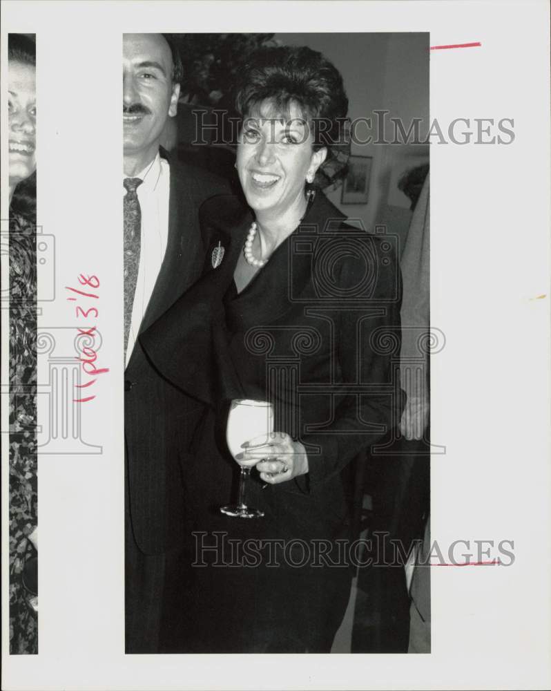 1969 Press Photo Lynette Proler, jeweler, attends party - hpa77157- Historic Images