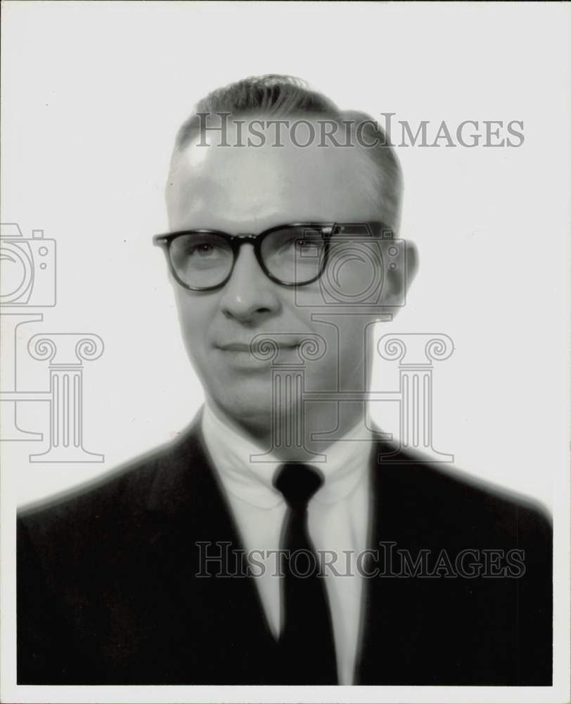 1962 Press Photo Joe F. Moore, Bonner & Moore Associates CEO - hpa77297- Historic Images