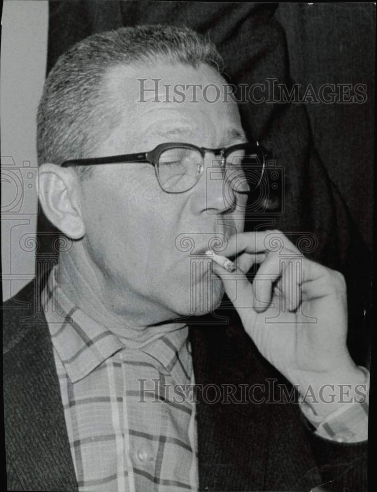 1960 Press Photo Joseph Selby, charged with plot to kill his wife. - hpa77303- Historic Images