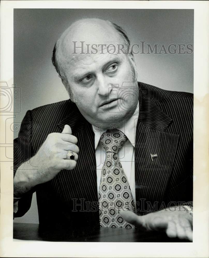 1978 Press Photo Billy Reagan, superintendent for HISD. - hpa77779- Historic Images