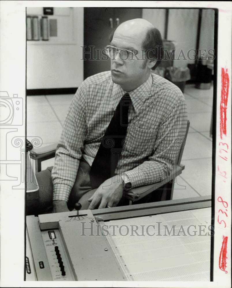 1978 Press Photo William &quot;Bill&quot; Peters, Johnson Space Center engineer.- Historic Images