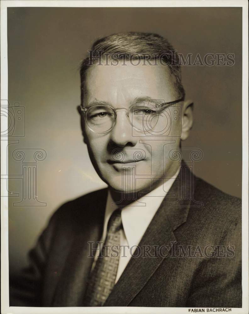 1957 Press Photo L.W. Moore, American Oil Company President - hpa78109- Historic Images