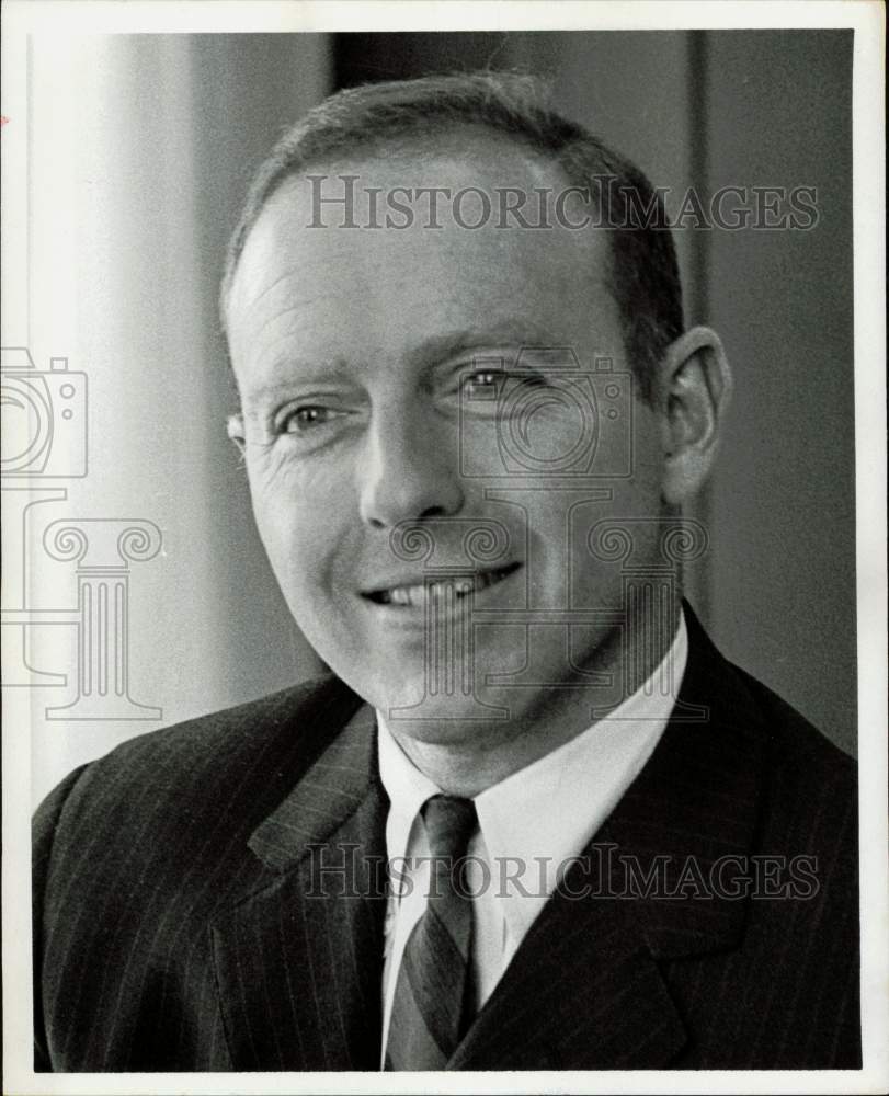 1968 Press Photo John Robson, Transportation Undersecretary - hpa78338- Historic Images