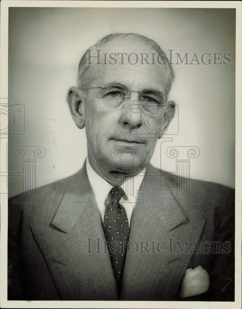 1948 Press Photo R.B. Roaper, Humble Oil Chief Safety Officer. - hpa78365- Historic Images