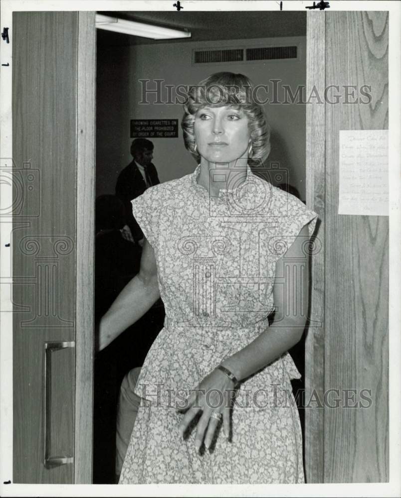 1977 Press Photo Joyce Marie St. Clair, witness in McManus trial. - hpa78397- Historic Images