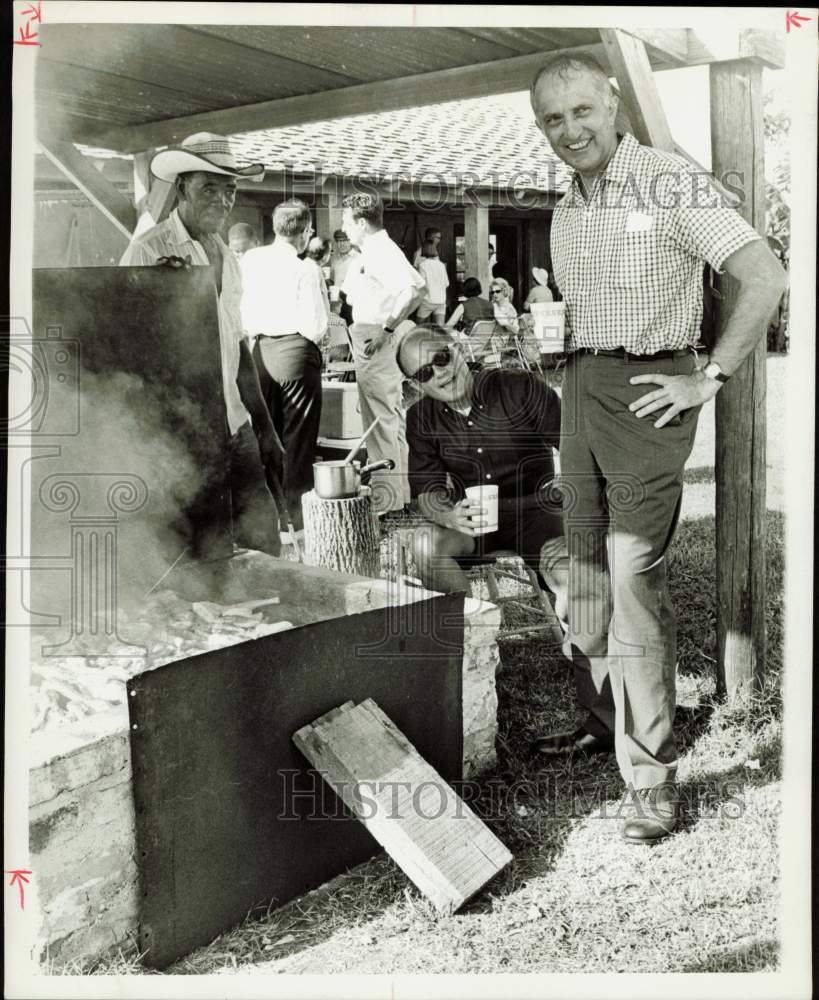 1968 Press Photo Barbecue guests at J.B. Hawkins ranch - hpa78476- Historic Images