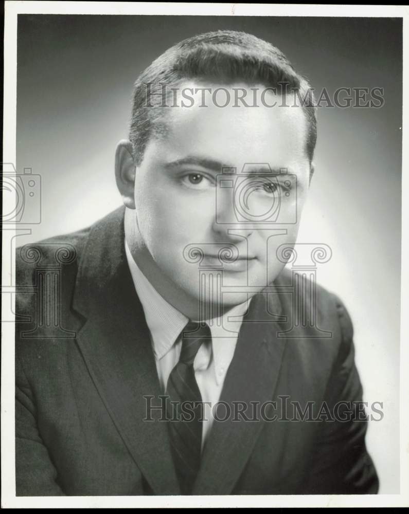1961 Press Photo William D. Fetzer, Dobeckmun Company officer. - hpa78491- Historic Images