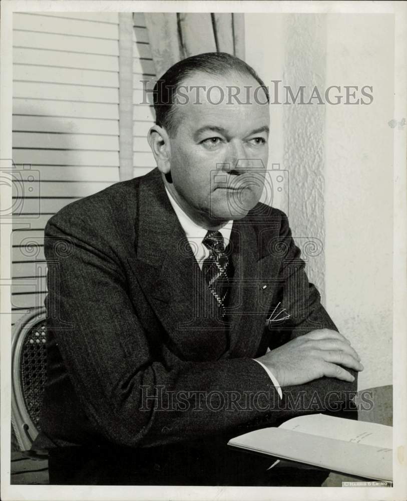 1957 Press Photo C.R. Smith, President of American Airlines - hpa78655- Historic Images