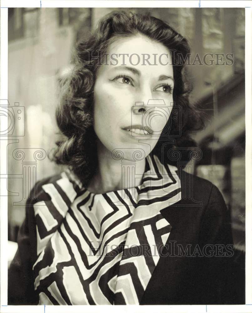 1970 Press Photo Sylvia Roberts, lawyer and NOW organizer. - hpa79449- Historic Images