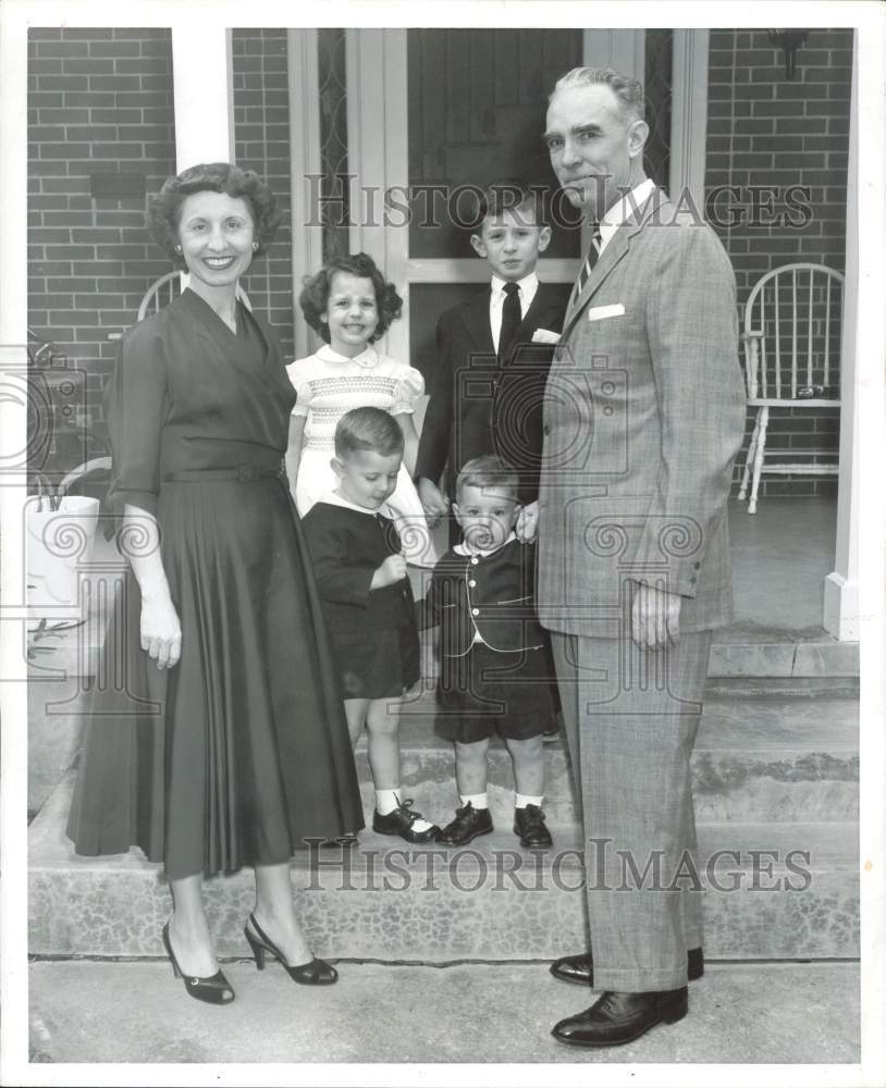 1956 Press Photo Attorneys James and Virginia Noel pose with family. - hpa79593- Historic Images