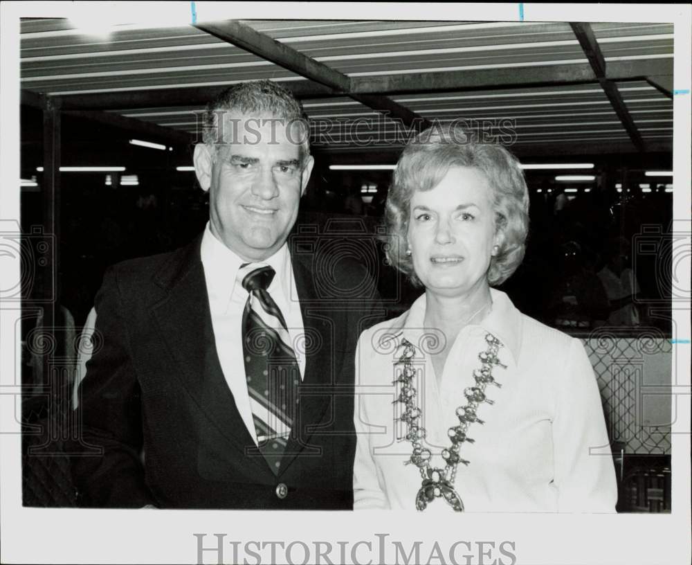 1974 Press Photo Al Poujol, Houston plastics tycoon poses with Tess Poujol.- Historic Images