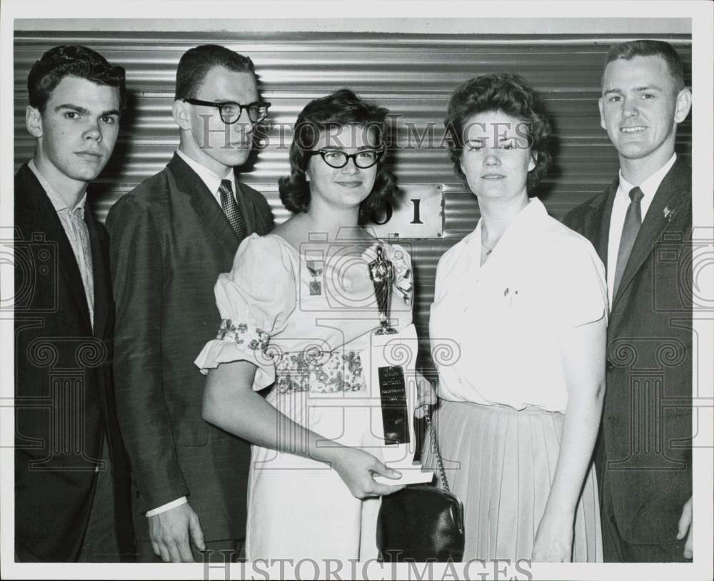 1960 Press Photo Martha Posey holds trophy. - hpa80761- Historic Images