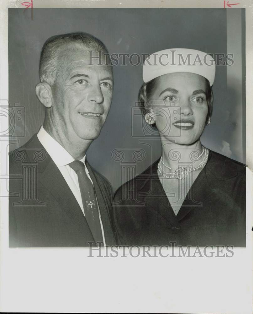 1959 Press Photo John Cook, ARA owner, and wife attend Wilson-Coole wedding.- Historic Images