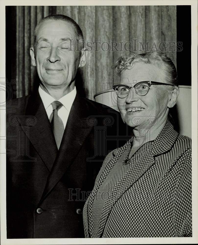 1962 Press Photo General Findland and Mrs. Poppius, refugees in Houston- Historic Images