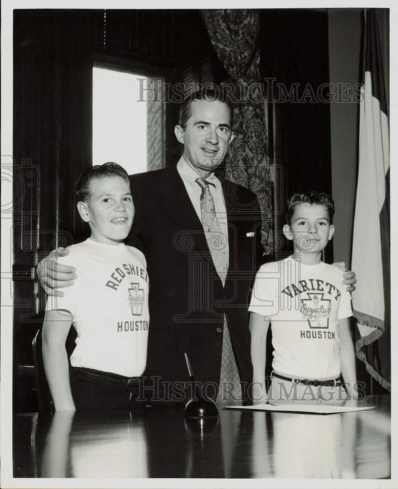 1956 Press Photo Governor Allan Shivers with Wendell Matthews and Edward Soule- Historic Images